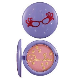 MAC What A Dame High-Light Powder New in Box